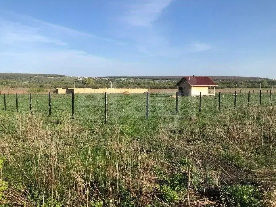 Участок в Воронежская область, Семилукский район, Губаревское с/пос, ... - Фото 1