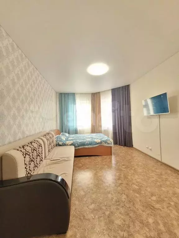 1-к. квартира, 39 м, 6/9 эт. - Фото 0