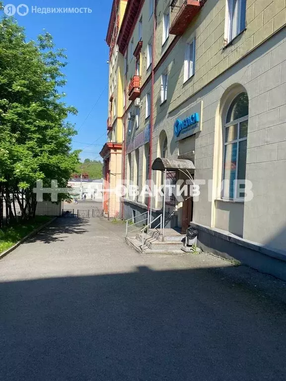 Помещение свободного назначения (180.9 м) - Фото 1