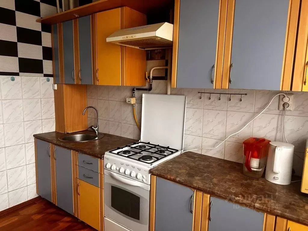 2-к кв. Курганская область, Курган Заозерный жилрайон, 1-й мкр, ул. ... - Фото 1