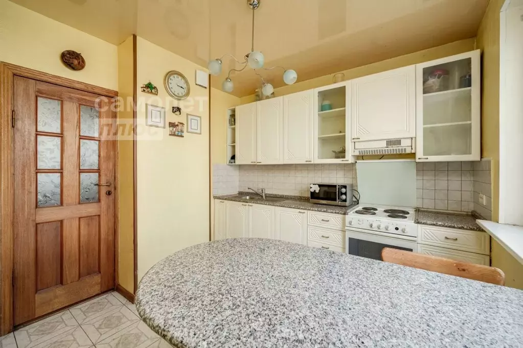 3-к кв. Москва ул. Крылатские Холмы, 39К2 (72.4 м) - Фото 0