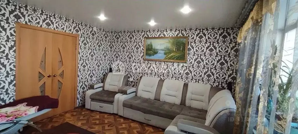 3-к кв. Бурятия, Улан-Удэ Кабанская ул., 8 (62.2 м) - Фото 0