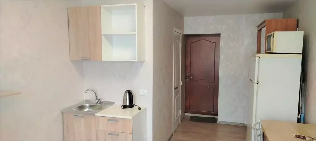 Комната Свердловская область, Екатеринбург ул. 8 Марта, 92 - Фото 2