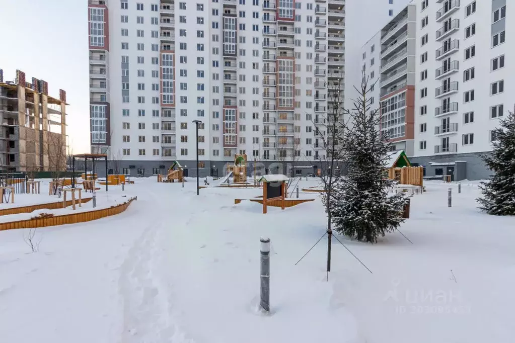 Студия Тюменская область, Тюменский район, д. Патрушева ул. Петра ... - Фото 0