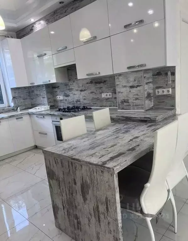 3-к кв. Крым, Симферополь ул. Трубаченко, 16Г (75.0 м) - Фото 2