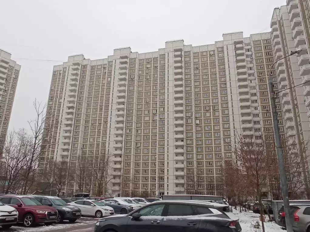 Помещение свободного назначения в Москва Кременчугская ул., 3К3 (176 ... - Фото 0