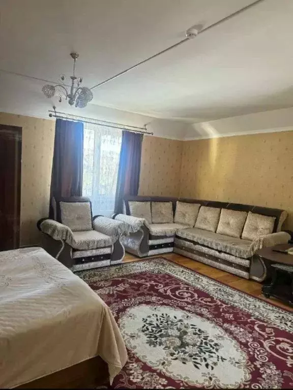 Комната Кабардино-Балкария, Эльбрусский район, с. Терскол ул. Азау, 4 - Фото 2
