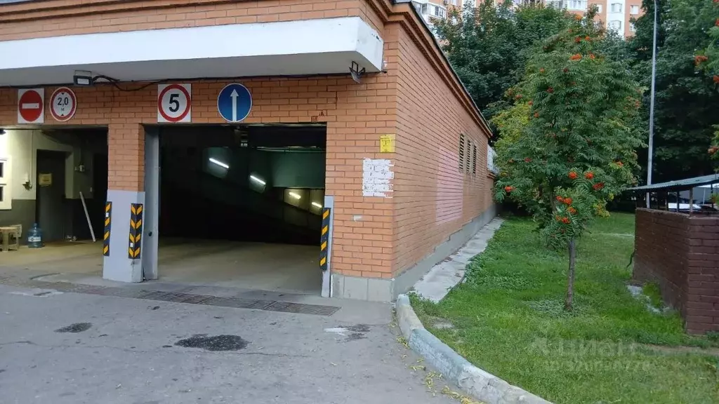 Гараж в Москва Селигерская ул., 18С1 (15 м) - Фото 1