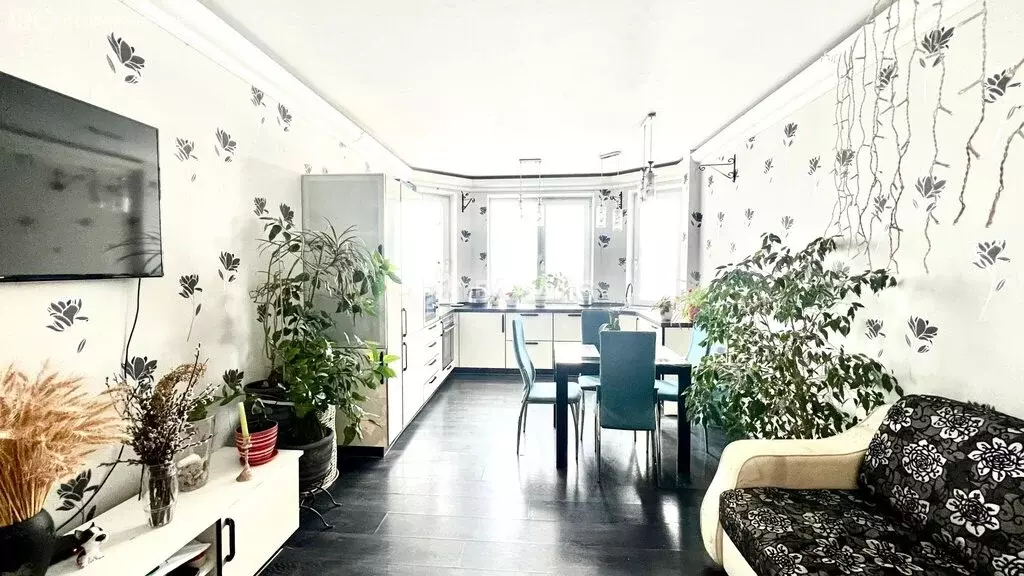 2-комнатная квартира: Нижний Новгород, улица Родионова, 165к2 (67.2 м) - Фото 2