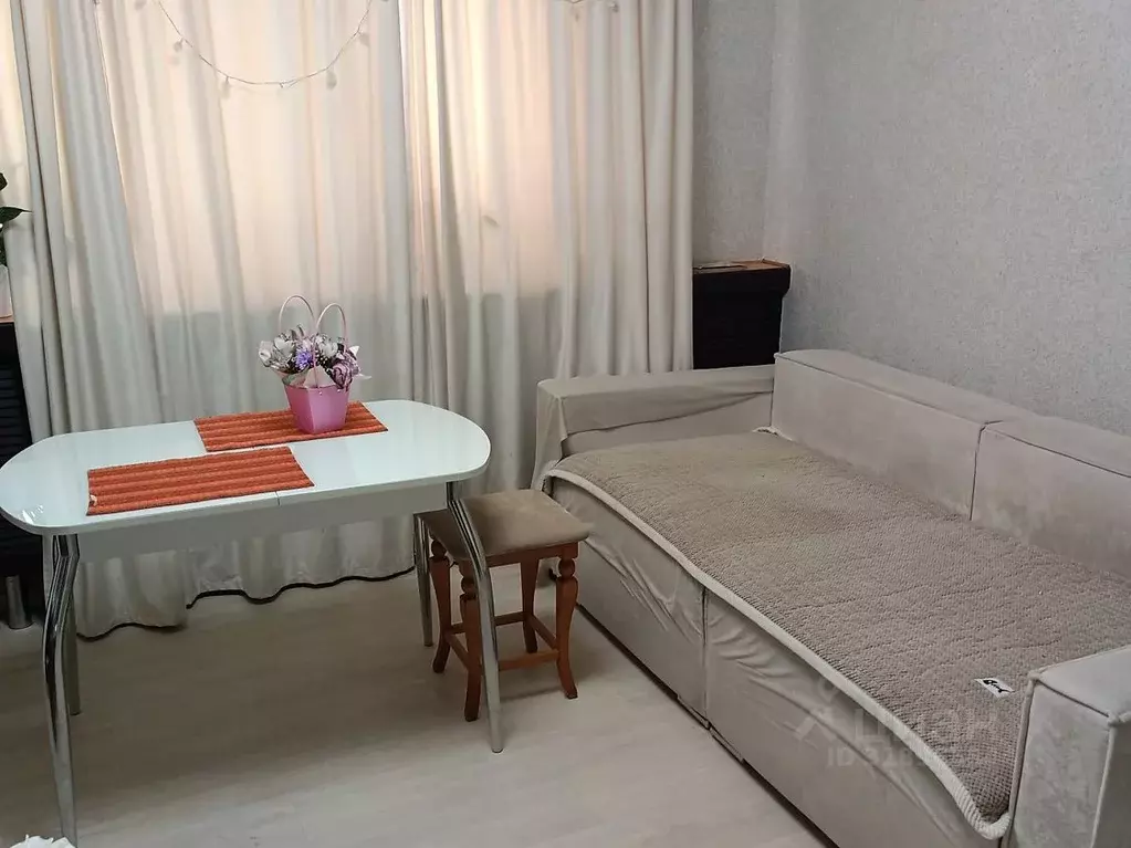 Комната Новосибирская область, Новосибирск ул. Петухова, 105 (32.0 м) - Фото 0