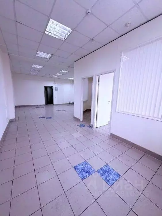 Помещение свободного назначения в Иркутская область, Иркутск ул. ... - Фото 1