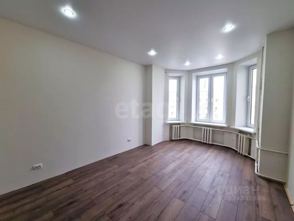 1-к кв. Волгоградская область, Волгоград ул. Дзержинского, 15 (35.9 м) - Фото 2