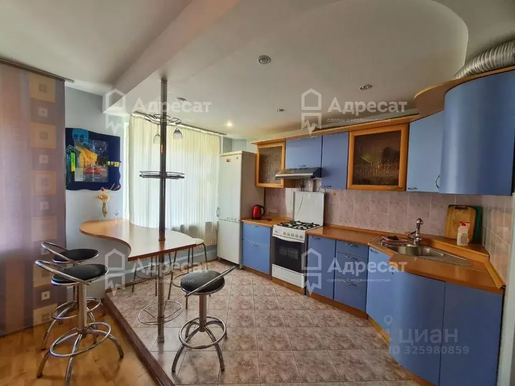 3-к кв. Волгоградская область, Волгоград Нарвская ул., 8 (68.0 м) - Фото 2