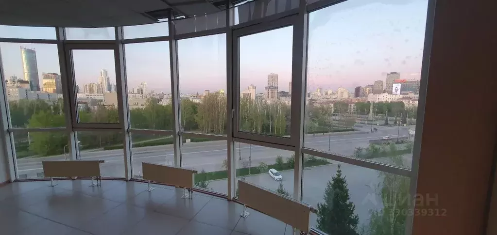 Офис в Свердловская область, Екатеринбург бул. Верх-Исетский, 7 (250 ... - Фото 2