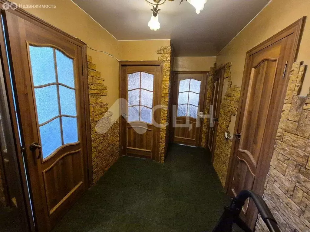 2-комнатная квартира: Саров, улица Курчатова, 30 (52 м) - Фото 0