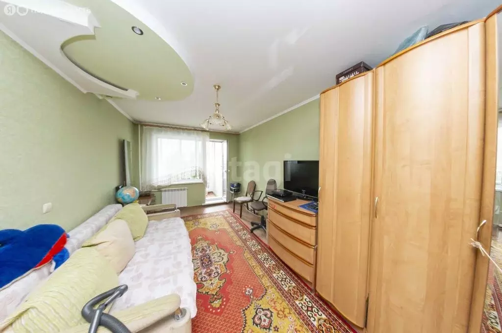 3-комнатная квартира: Кемерово, проспект Ленина, 146 (65 м) - Фото 1