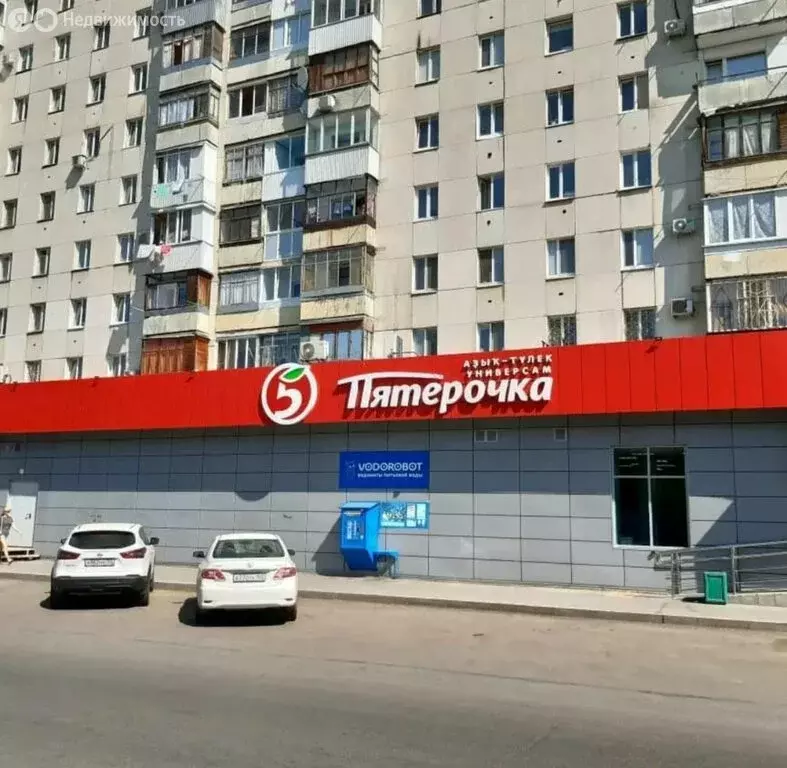 3-комнатная квартира: Уфа, улица Кирова, 91 (62.6 м) - Фото 1