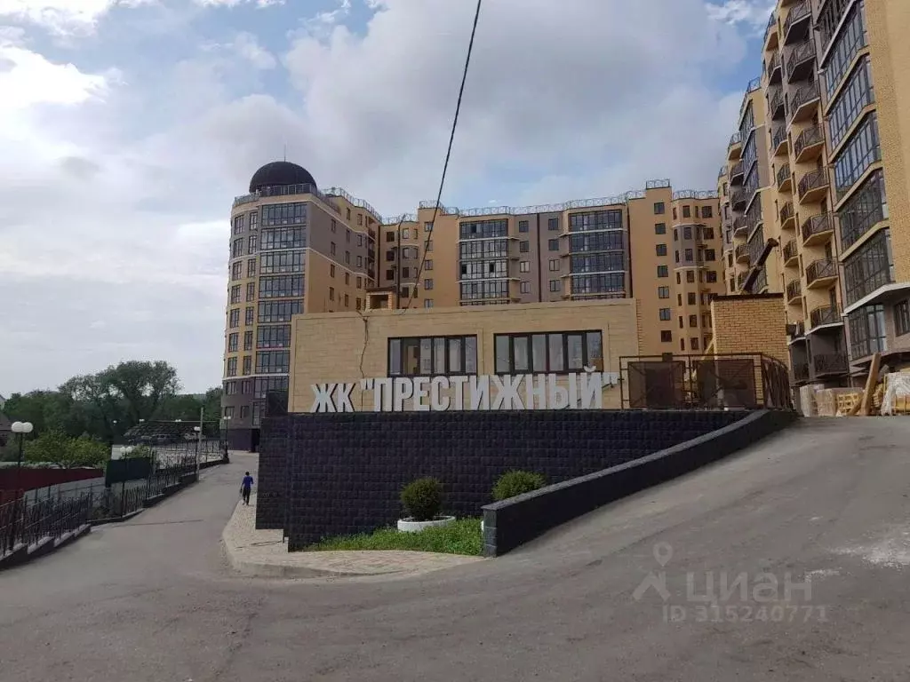 2-к кв. Ставропольский край, Пятигорск ул. Адмиральского, 1А (75.0 м) - Фото 1