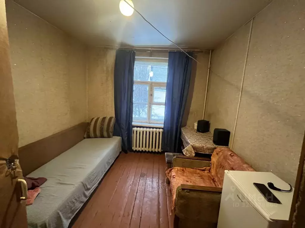 Комната Саратовская область, Саратов ул. Имени В.М. Азина, 5 (12.0 м) - Фото 1