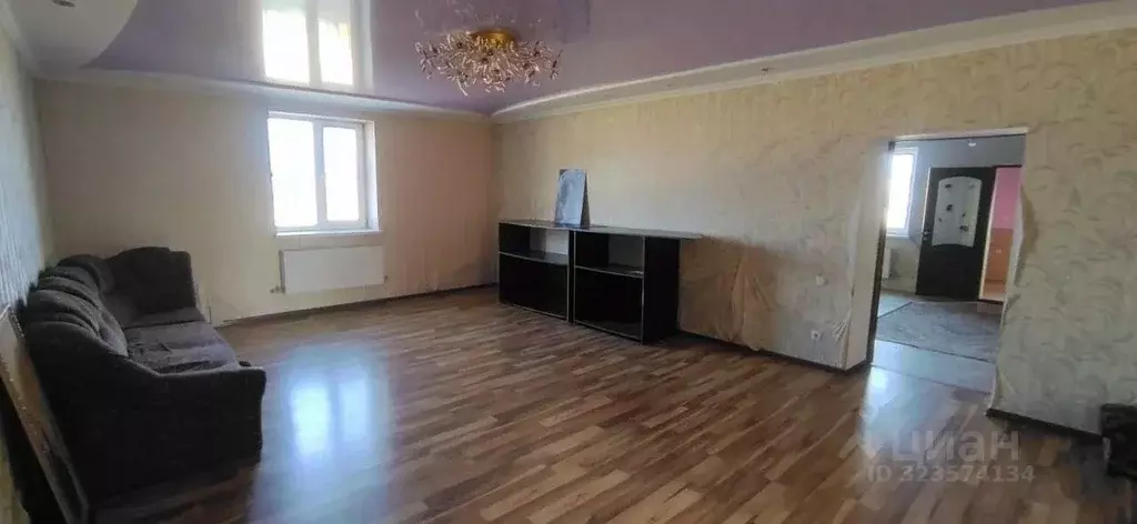 Дом в Крым, Евпатория Исмаил-Бей мкр, ул. Аблямит Аджи (150 м) - Фото 0