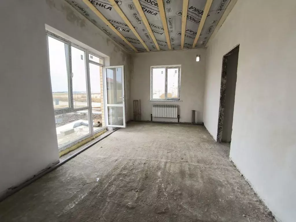 Дом в Краснодарский край, Динской район, Южно-Кубанское с/пос, пос. ... - Фото 1