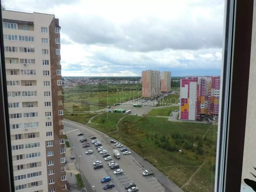 2-комнатная квартира: Тюмень, улица Фармана Салманова, 8 (49.9 м) - Фото 0