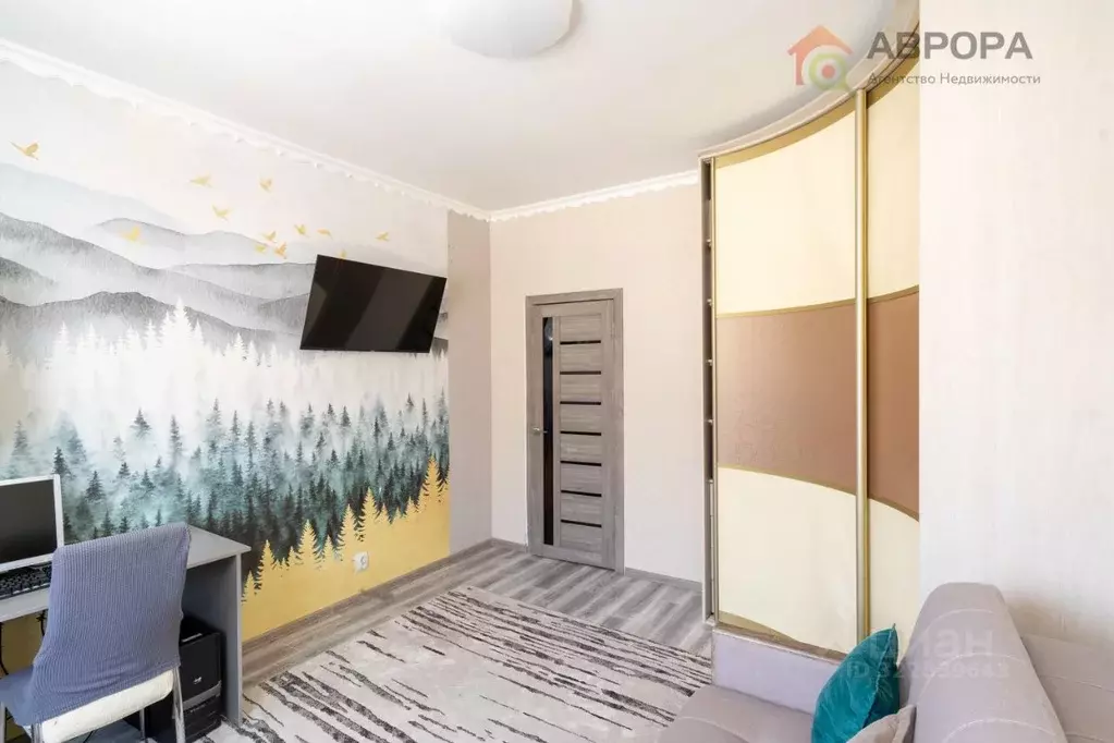 2-к кв. Ханты-Мансийский АО, Сургут ул. 30 лет Победы, 42/1 (68.4 м) - Фото 1