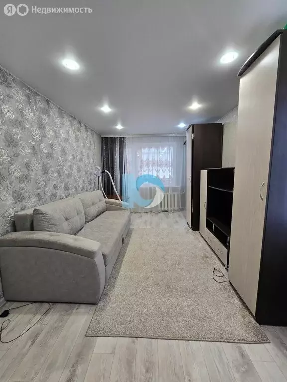 1-комнатная квартира: Октябрьский, 34-й микрорайон, 27 (32 м) - Фото 1