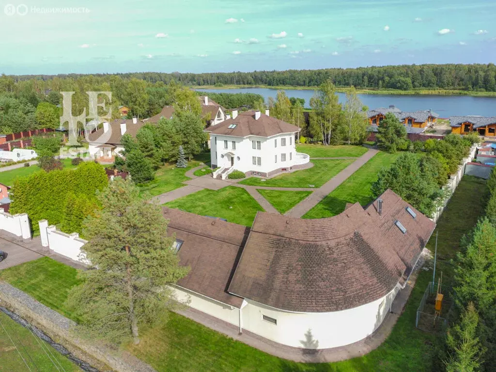 Дом в деревня Фёдоровское, Центральная улица (1223.9 м) - Фото 2