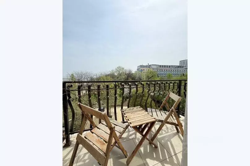 1-к кв. Дагестан, Махачкала Набережная ул., 43 (40.0 м) - Фото 0