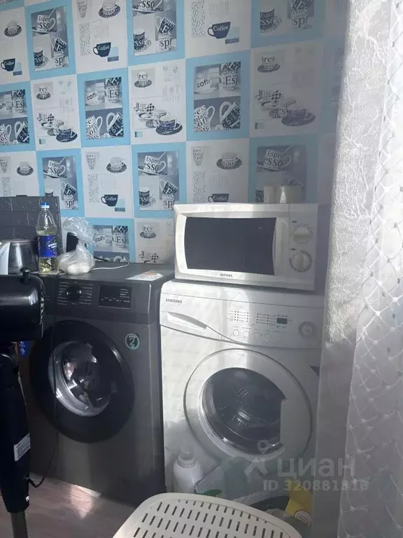 1-к кв. Псковская область, Остров Строитель мкр,  (36.0 м) - Фото 2