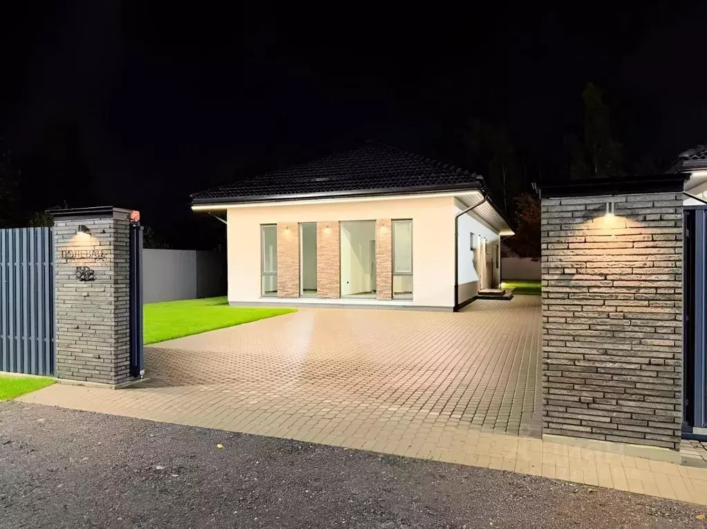 Коттедж в Ленинградская область, Всеволожский район, Агалатовское ... - Фото 1