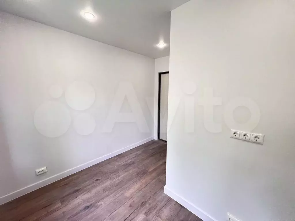 Квартира-студия, 10,1 м, 1/9 эт. - Фото 1