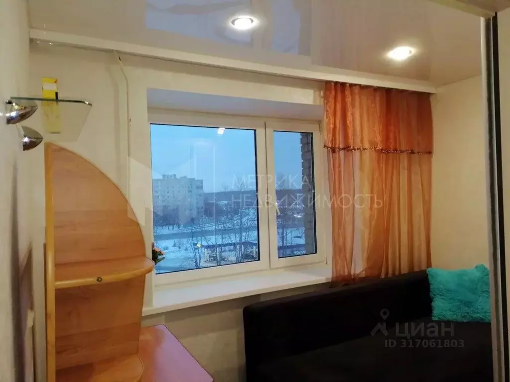 1-к кв. Тюменская область, Тюмень ул. Республики, 220 (23.0 м) - Фото 0