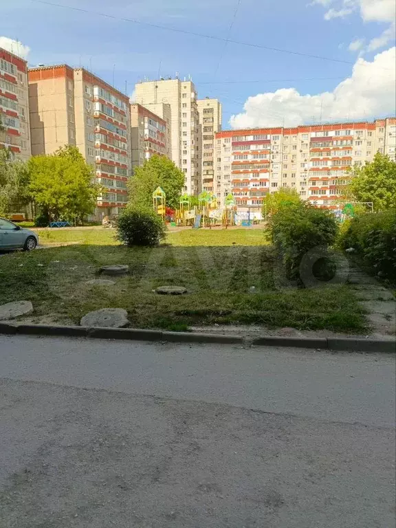 Комната 11,3 м в 3-к., 5/9 эт. - Фото 0