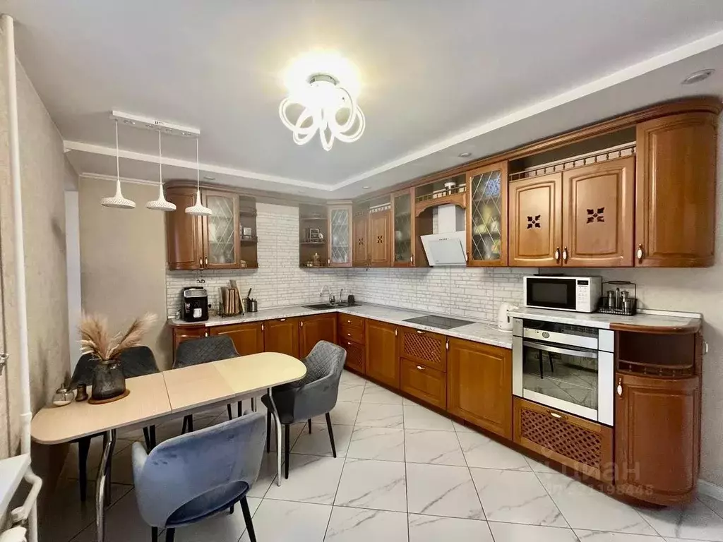 4-к кв. Алтайский край, Барнаул ул. Папанинцев, 123 (131.4 м) - Фото 1