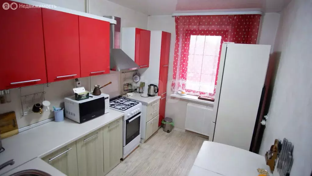 3-комнатная квартира: Ижевск, улица Карла Либкнехта, 26 (66.4 м) - Фото 1