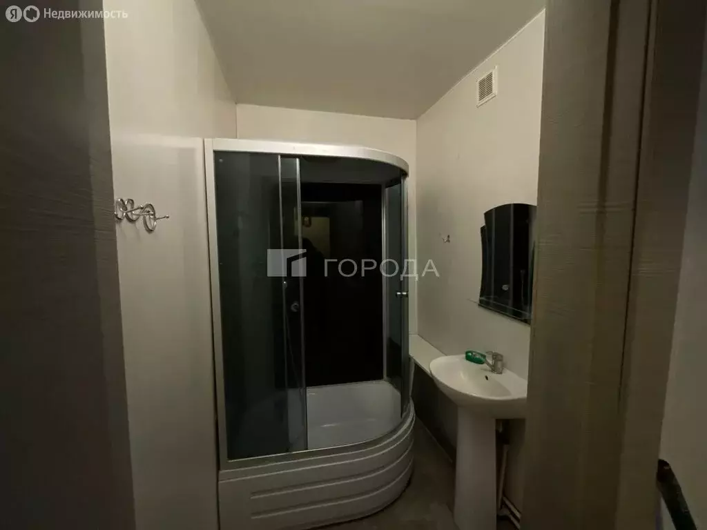 3-комнатная квартира: Чулым, Комсомольская улица, 6 (54.6 м) - Фото 2