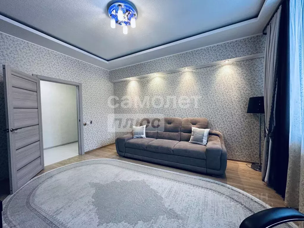 3-к кв. Пермский край, Краснокамск Коммунистическая ул., 12 (78.0 м) - Фото 1