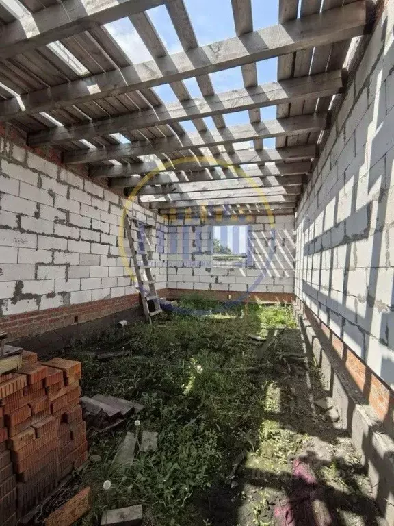 Дом в Челябинская область, Копейск ул. Можайского (180 м) - Фото 0