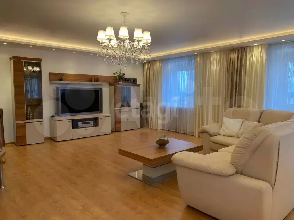 4-к. квартира, 165 м, 9/10 эт. - Фото 1