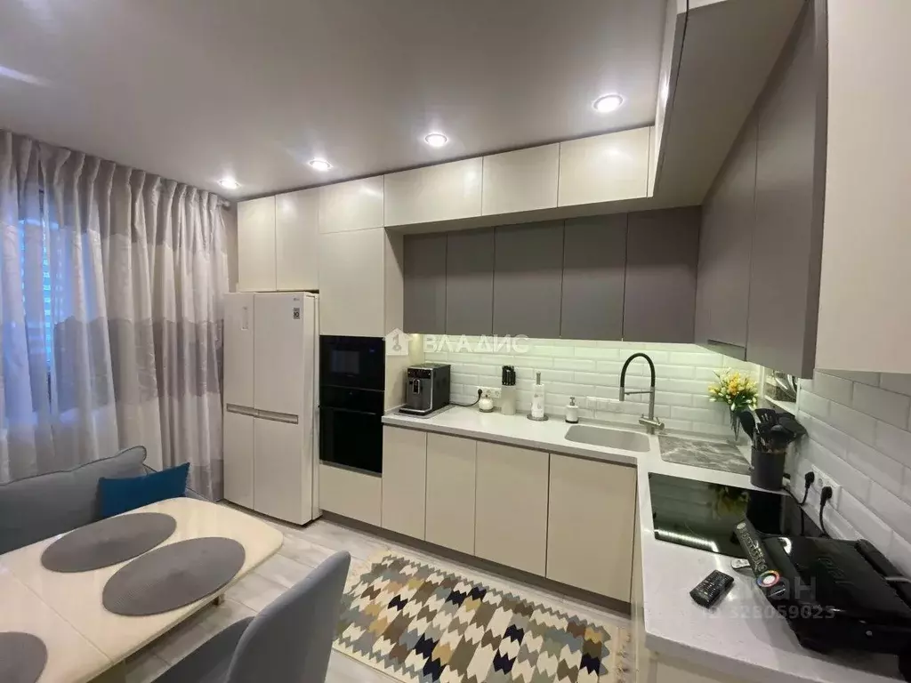 Квартира, 2 комнаты, 60.3 м - Фото 1