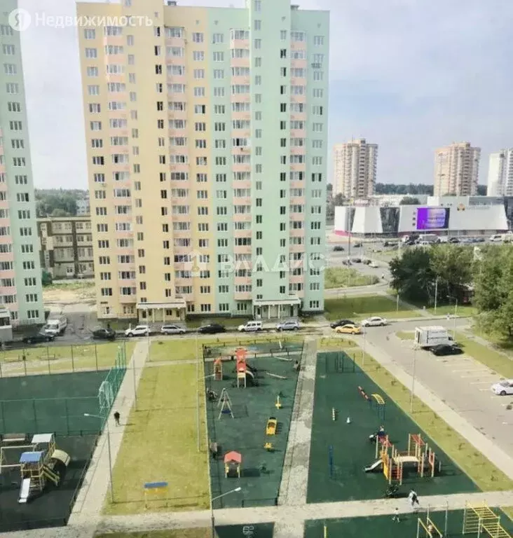 2-комнатная квартира: деревня Островцы, улица Лётчика Волчкова, 2 . - Фото 1