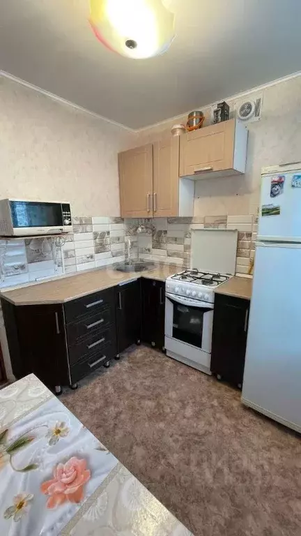 2-к кв. Башкортостан, Бирск Советская ул., 40а (39.9 м) - Фото 0