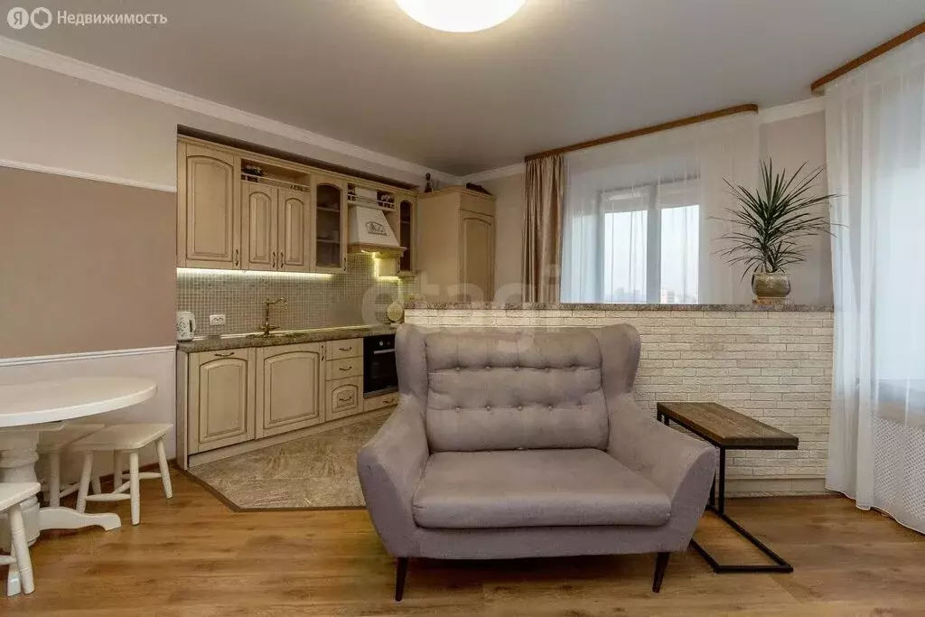 3-комнатная квартира: Тюмень, улица Чернышевского, 2Ак12 (107.7 м) - Фото 2