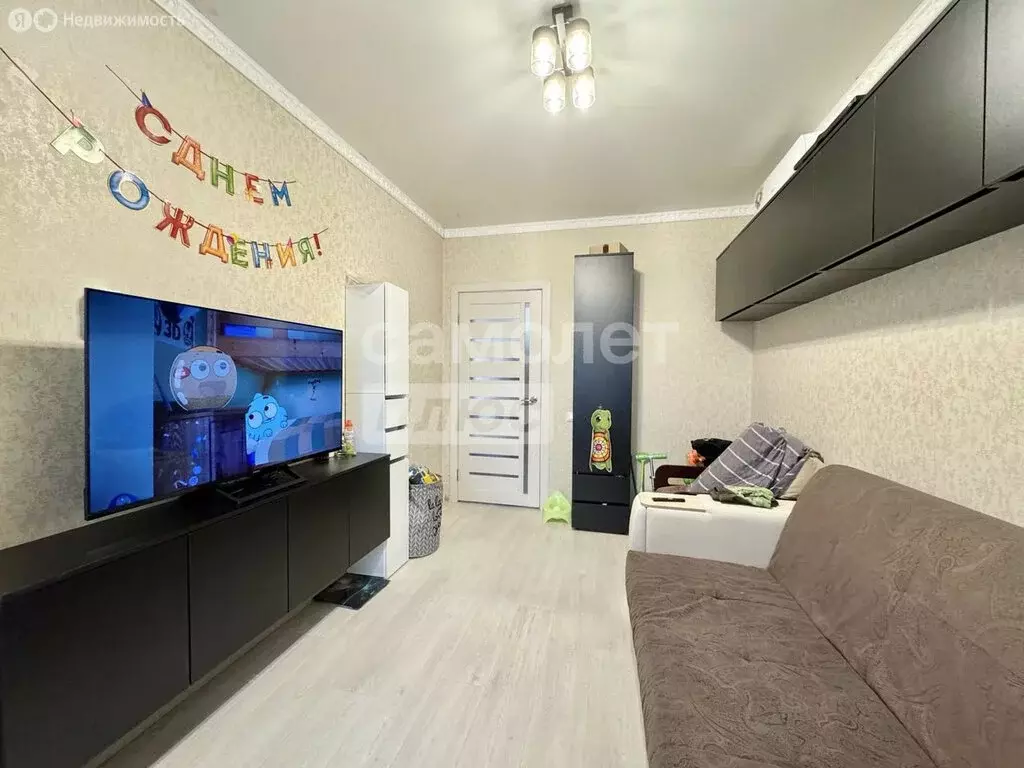 2-комнатная квартира: Заводоуковск, Профсоюзная улица, 15 (39.9 м) - Фото 0