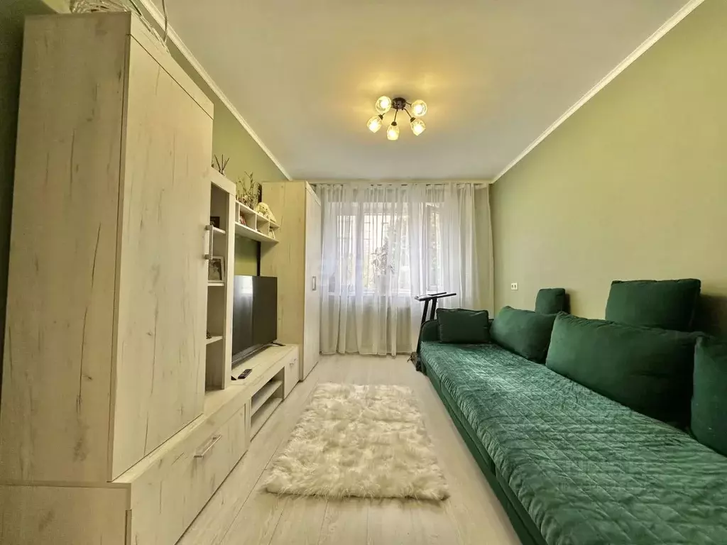 3-к кв. Московская область, Клин ул. Дзержинского, 9 (58.4 м) - Фото 1