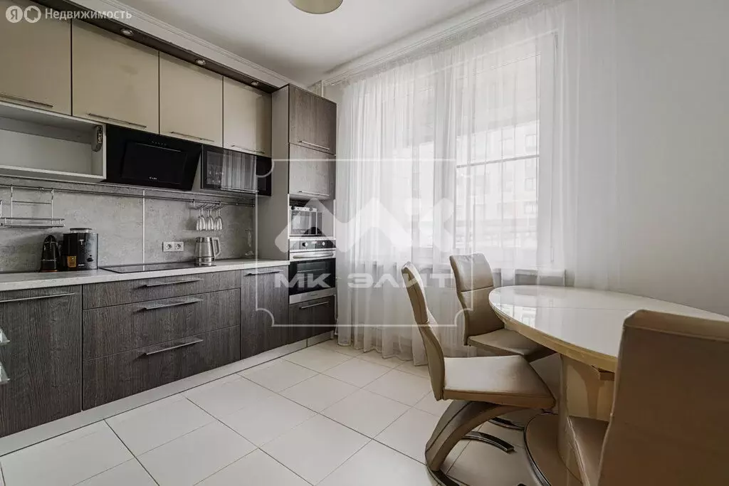 3-комнатная квартира: Санкт-Петербург, проспект Медиков, 10к2 (82.7 м) - Фото 1