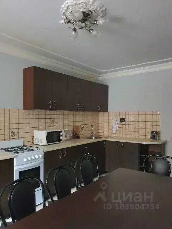 3-к кв. Рязанская область, Рязань ул. Есенина, 65к2 (130.0 м) - Фото 1