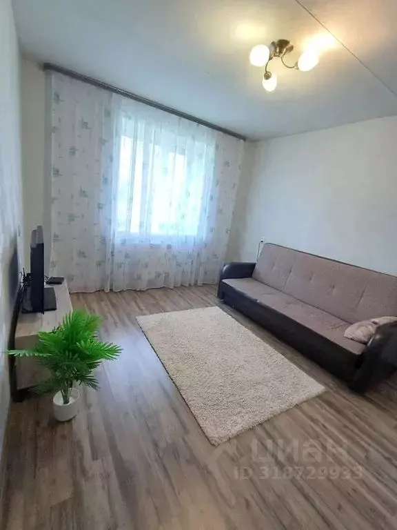 3-к кв. Карелия, Петрозаводск Сыктывкарская ул., 13 (60.0 м) - Фото 1